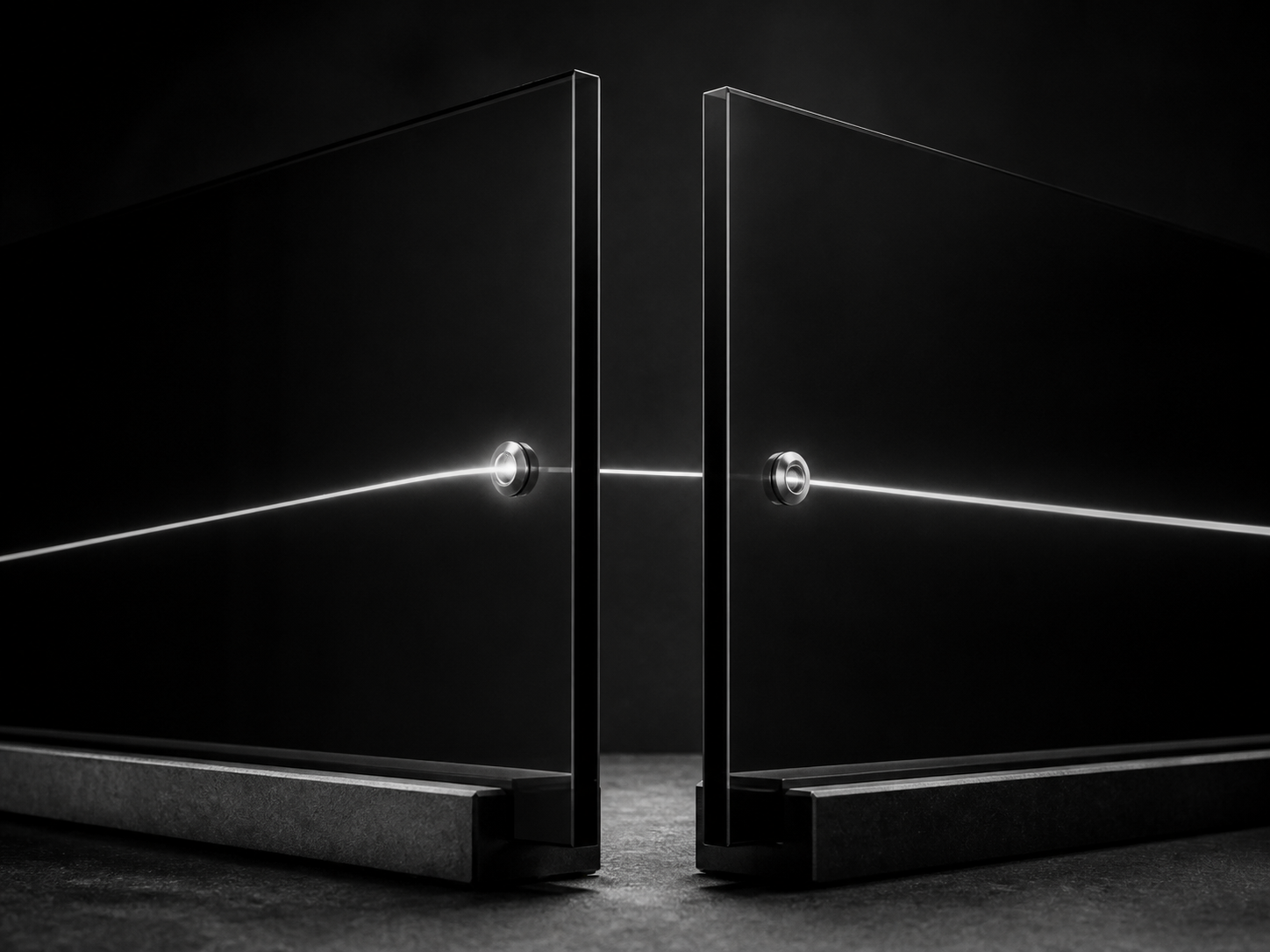 A continuous white signal passing through two separate dark glass planes
